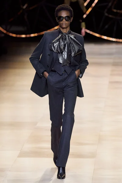 Look 107